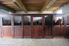 Ferme-de-Ferooz-Boxes-1
